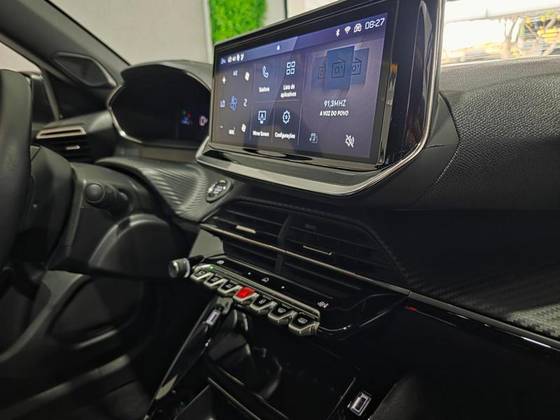 PEUGEOT 2008 1.0 TURBO 200 FLEX ALLURE CVT